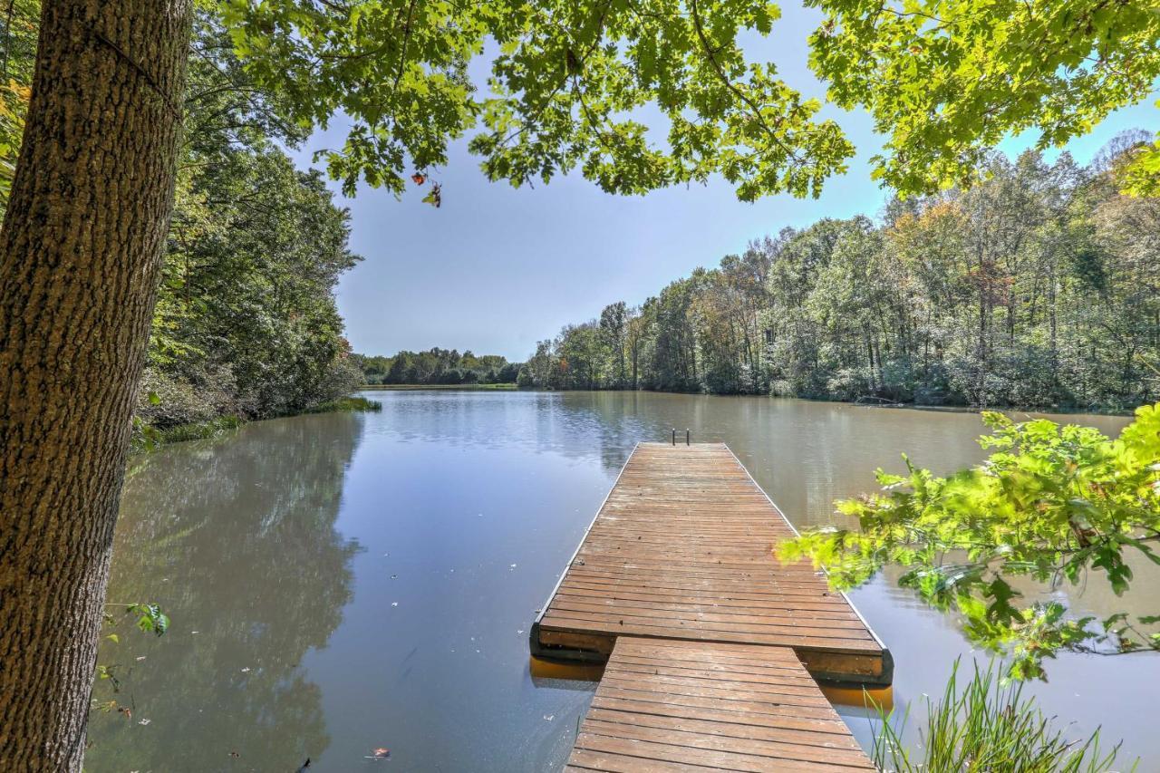 Hamden Hocking Hills Lake Gem With Hot Tub, Dock, 100 Acres מראה חיצוני תמונה